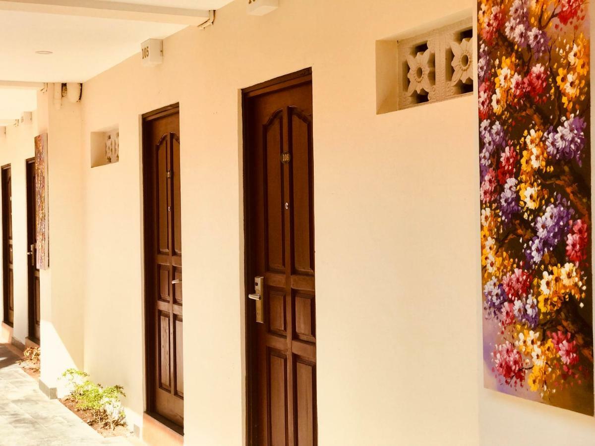 Familytel Bali Hotel Kuta Selatan Bagian luar foto