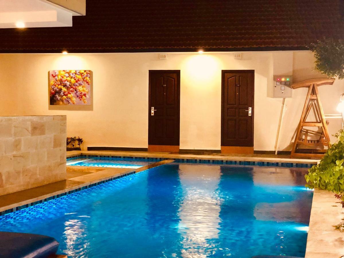 Familytel Bali Hotel Kuta Selatan Bagian luar foto