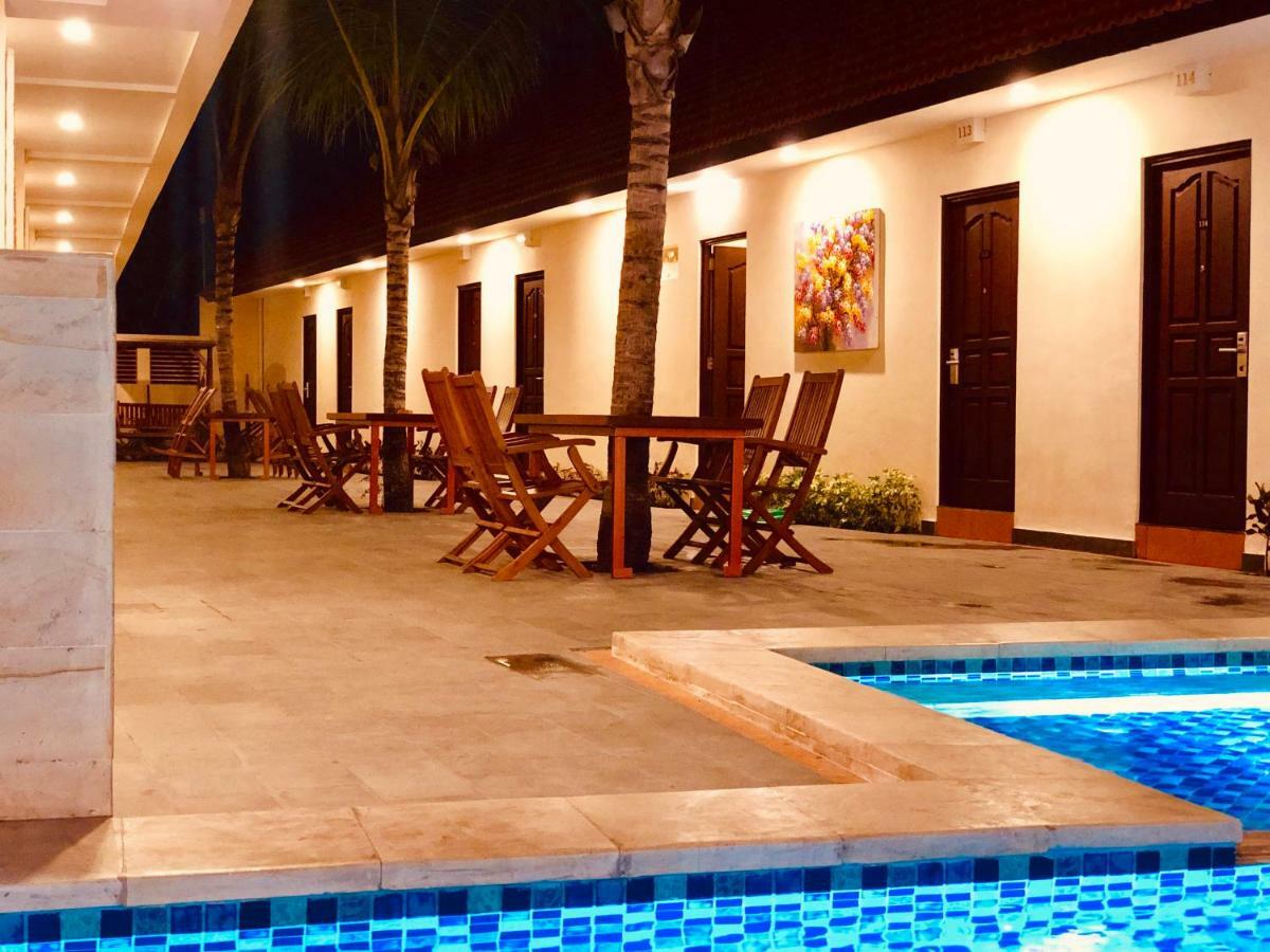 Familytel Bali Hotel Kuta Selatan Bagian luar foto