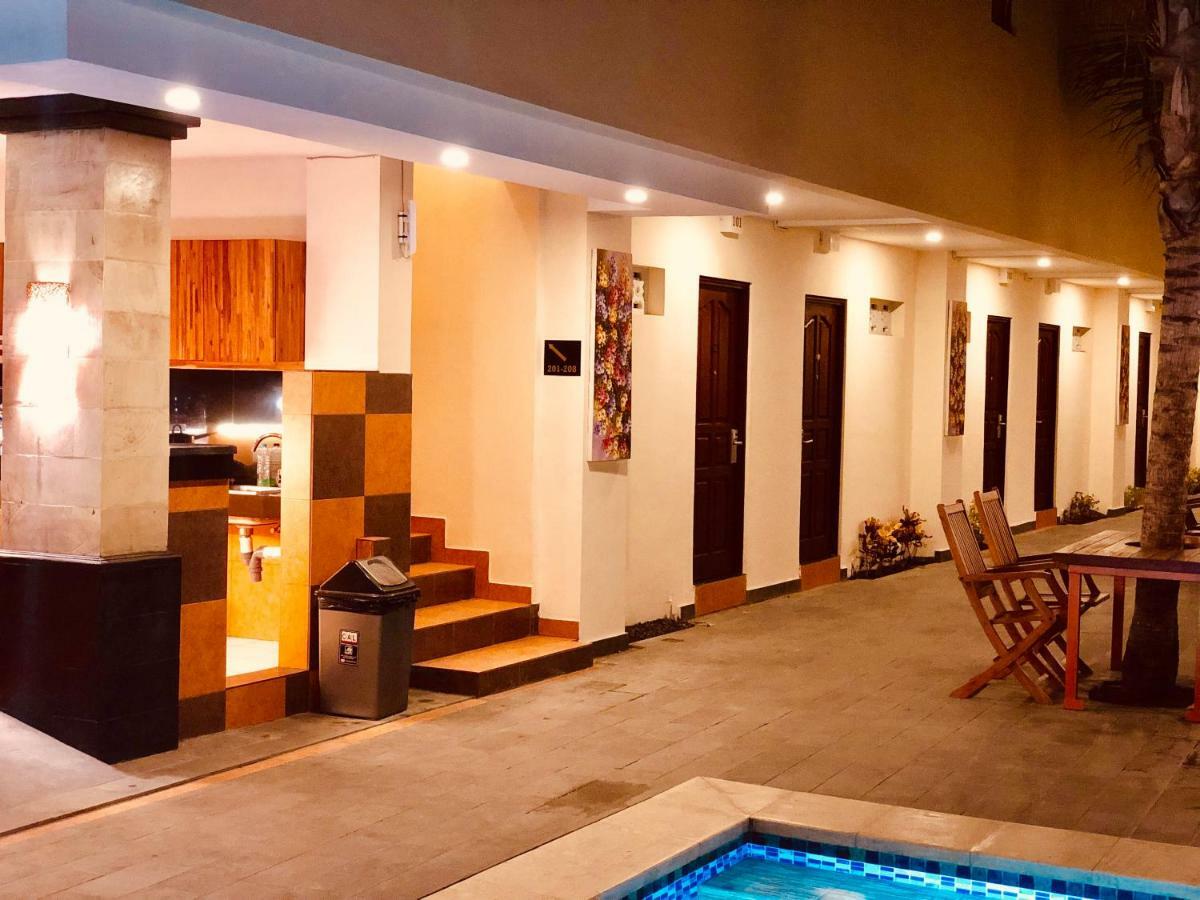 Familytel Bali Hotel Kuta Selatan Bagian luar foto